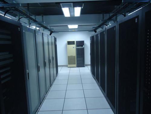 精密空調 精密空調